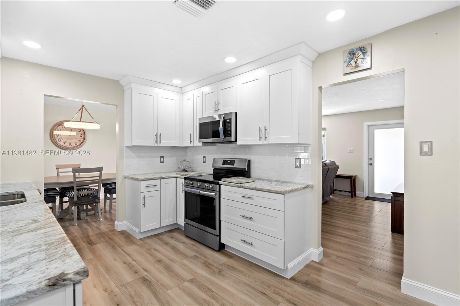 6945 NW 17th St Margate, FL 33063