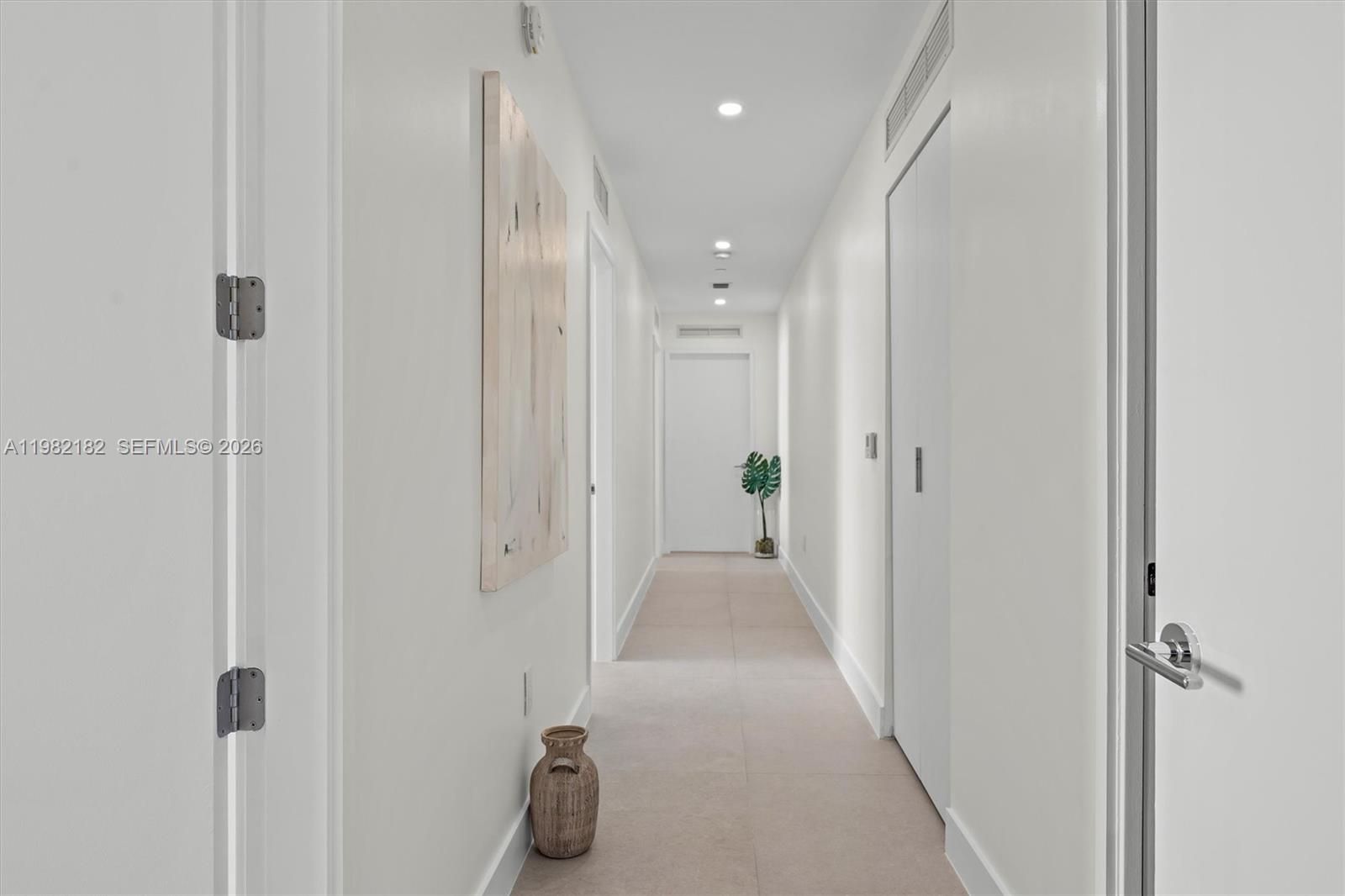 700 NE 24rd St #PH-5802 Miami, FL 33137