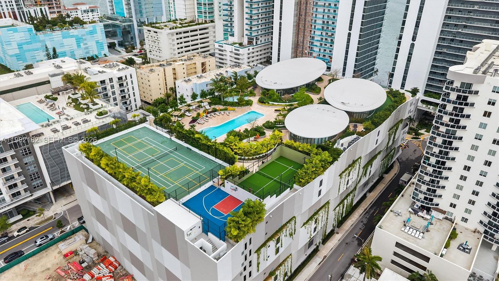 image Aria Reserve South Condo45