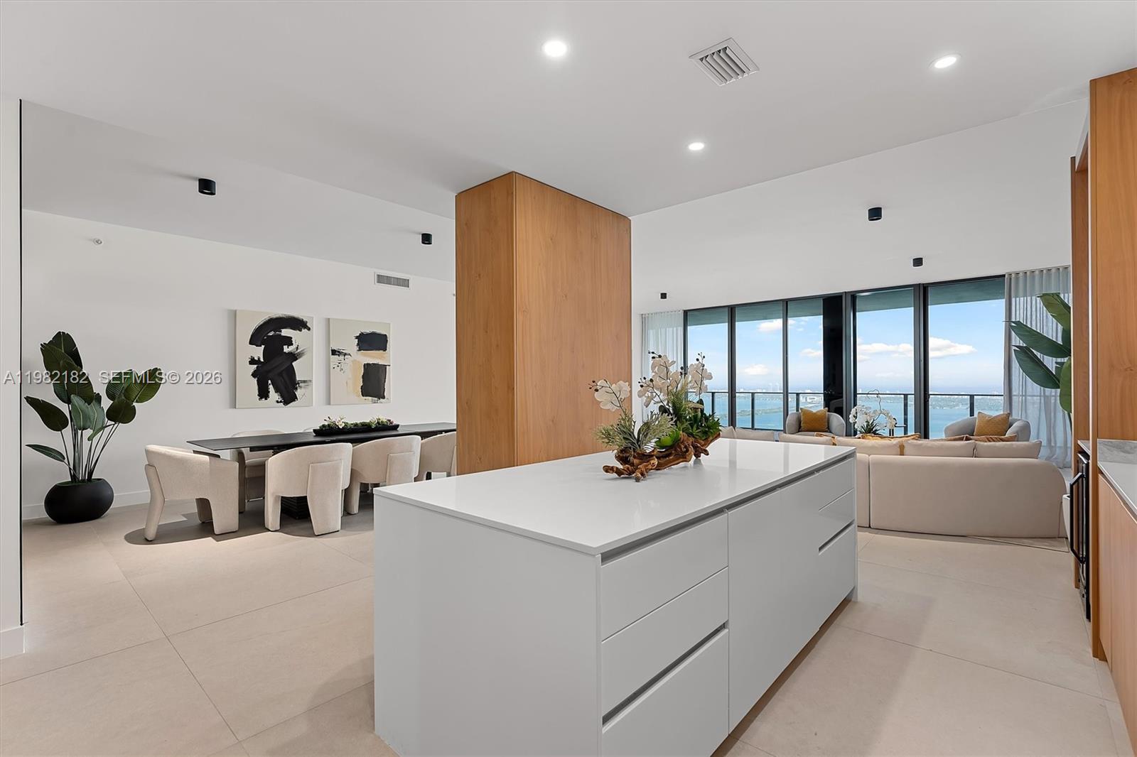 700 NE 24rd St #PH-5802 Miami, FL 33137