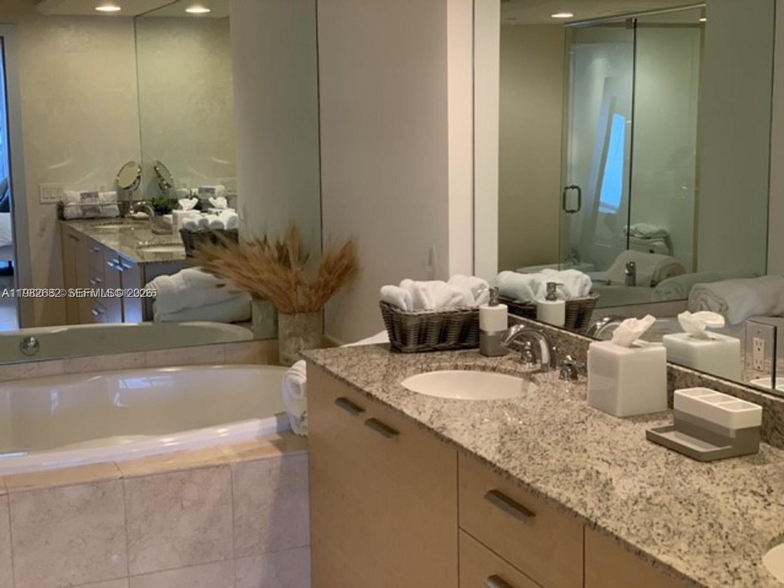 1830 S Ocean Dr #4608 Hallandale Beach, FL 33009