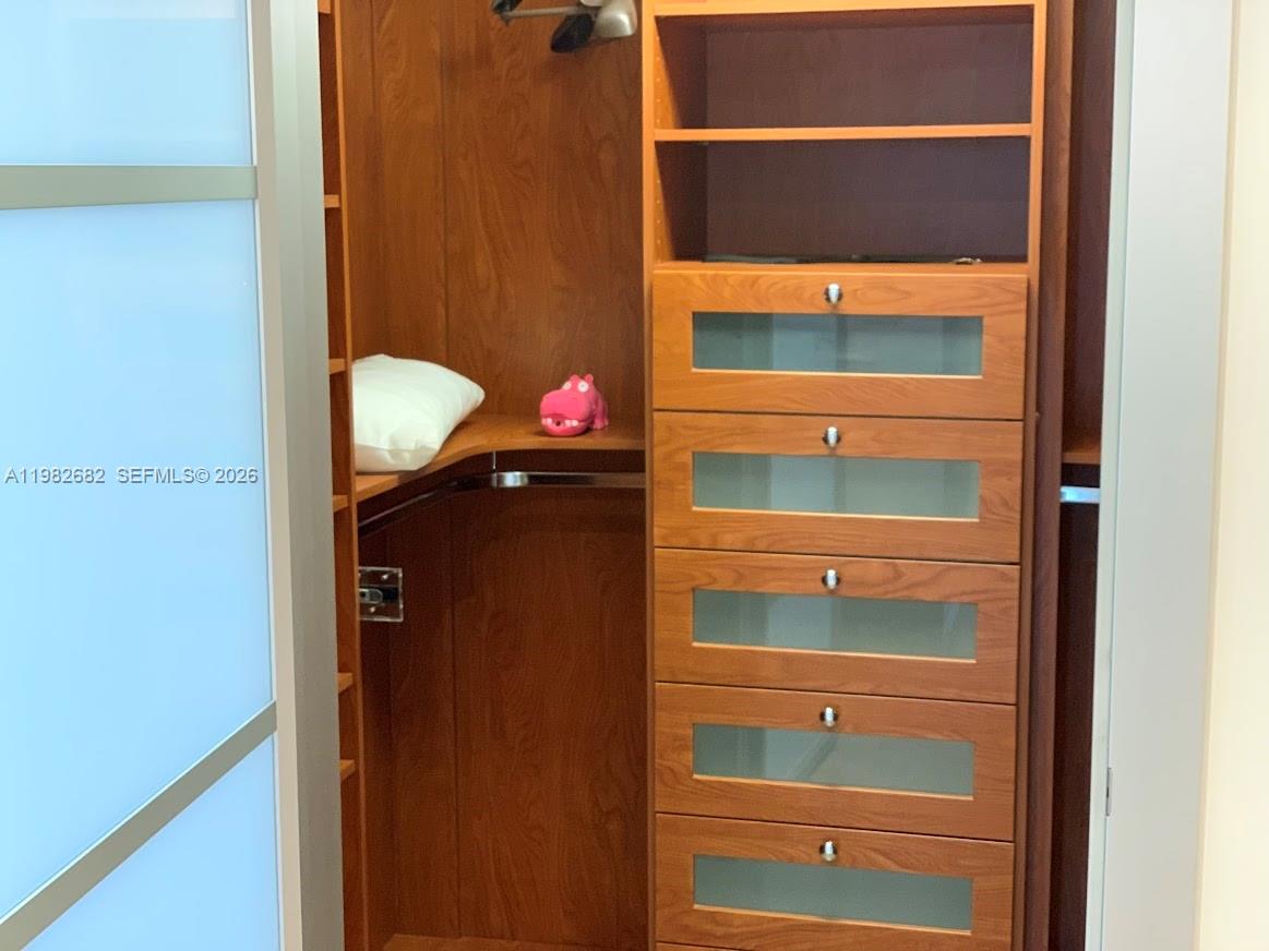 1830 S Ocean Dr #4608 Hallandale Beach, FL 33009