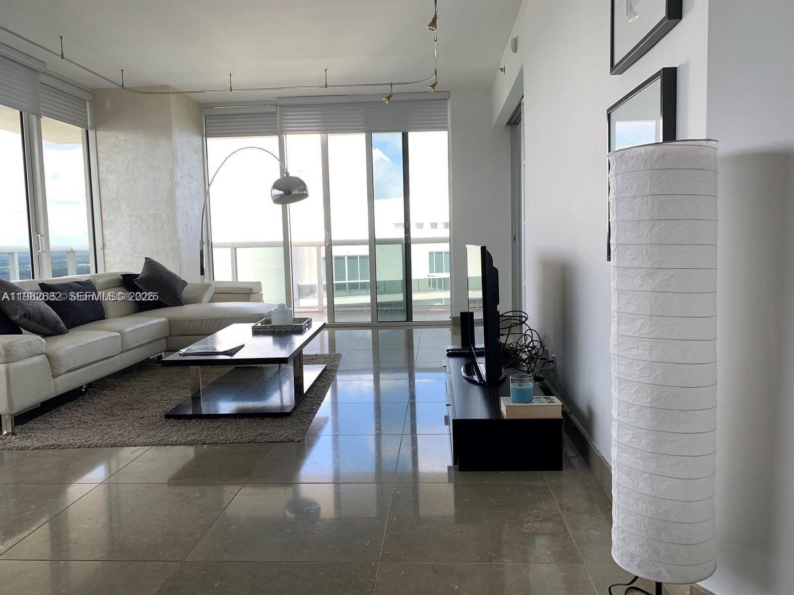 1830 S Ocean Dr #4608 Hallandale Beach, FL 33009