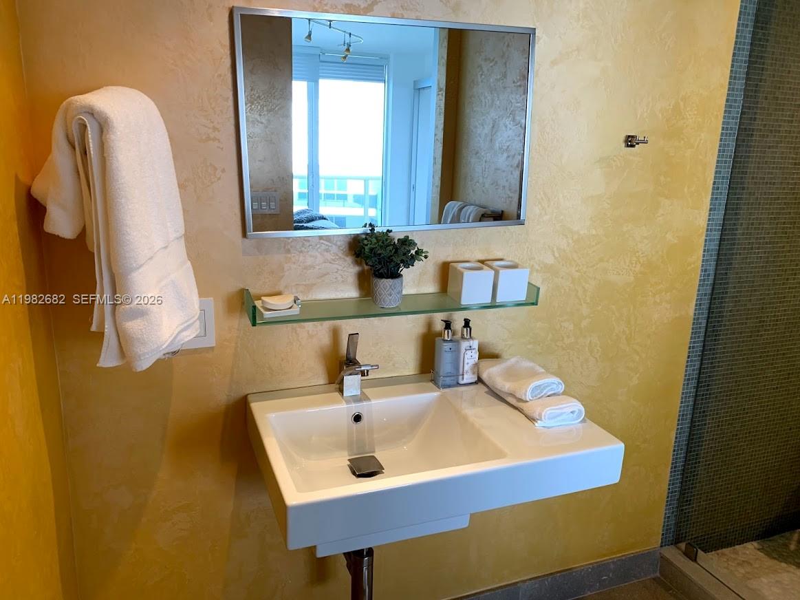 1830 S Ocean Dr #4608 Hallandale Beach, FL 33009