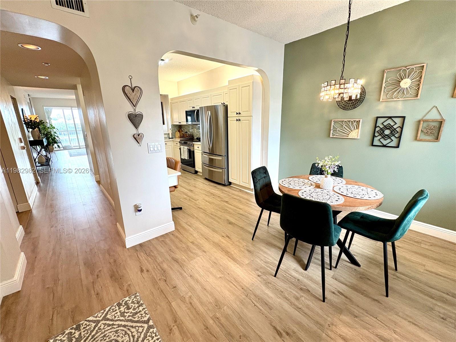 7647 Southampton Ter #304 Tamarac, FL 33321