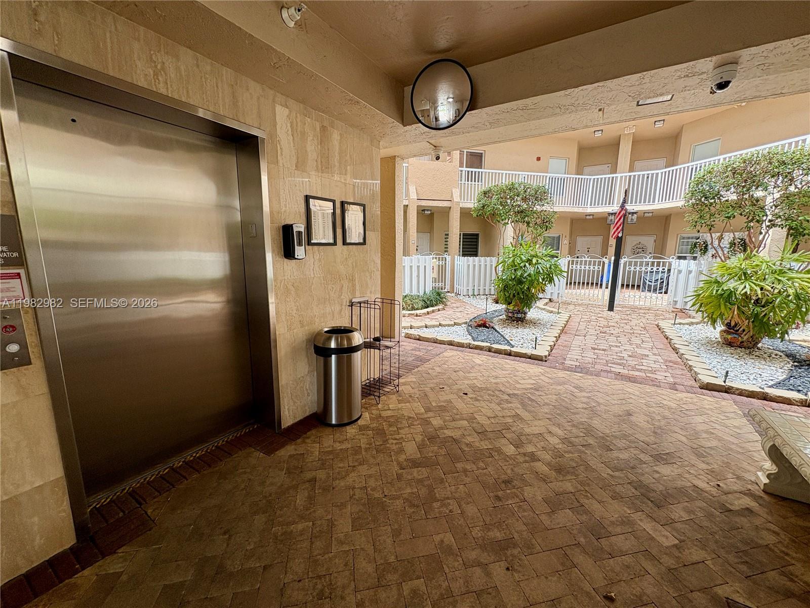 7647 Southampton Ter #304 Tamarac, FL 33321