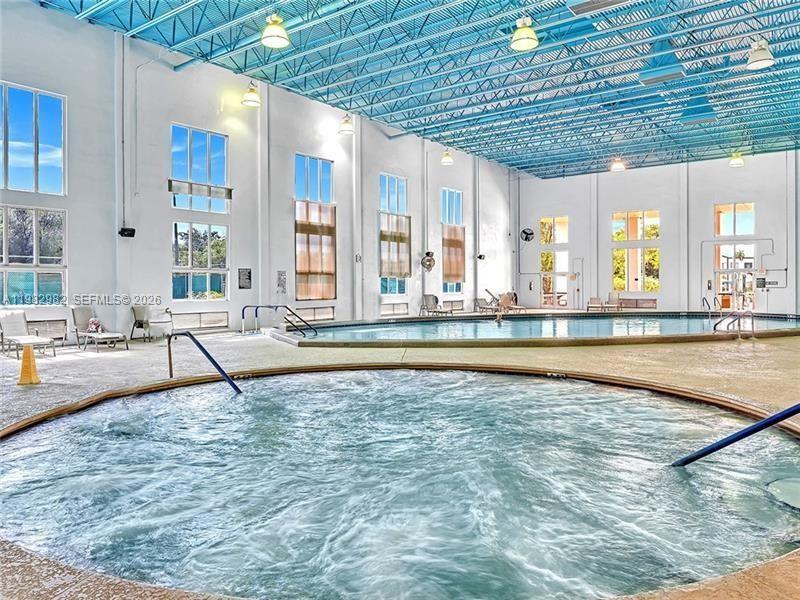 7647 Southampton Ter #304 Tamarac, FL 33321