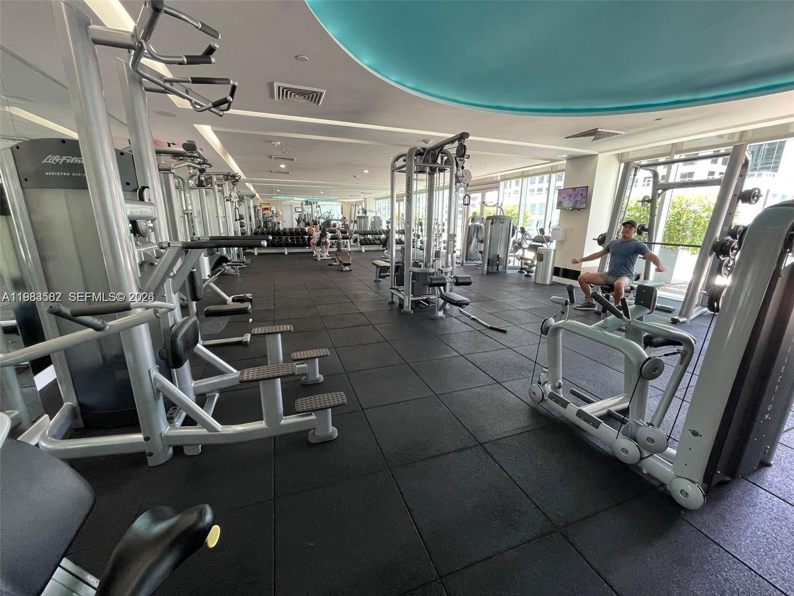 image 500 Brickell East8