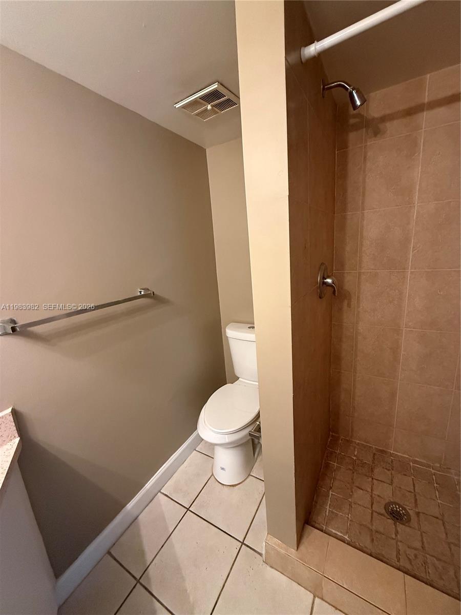 7165 NW 186th St #A204 Hialeah, FL 33015