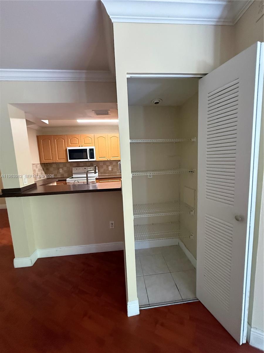 7165 NW 186th St #A204 Hialeah, FL 33015