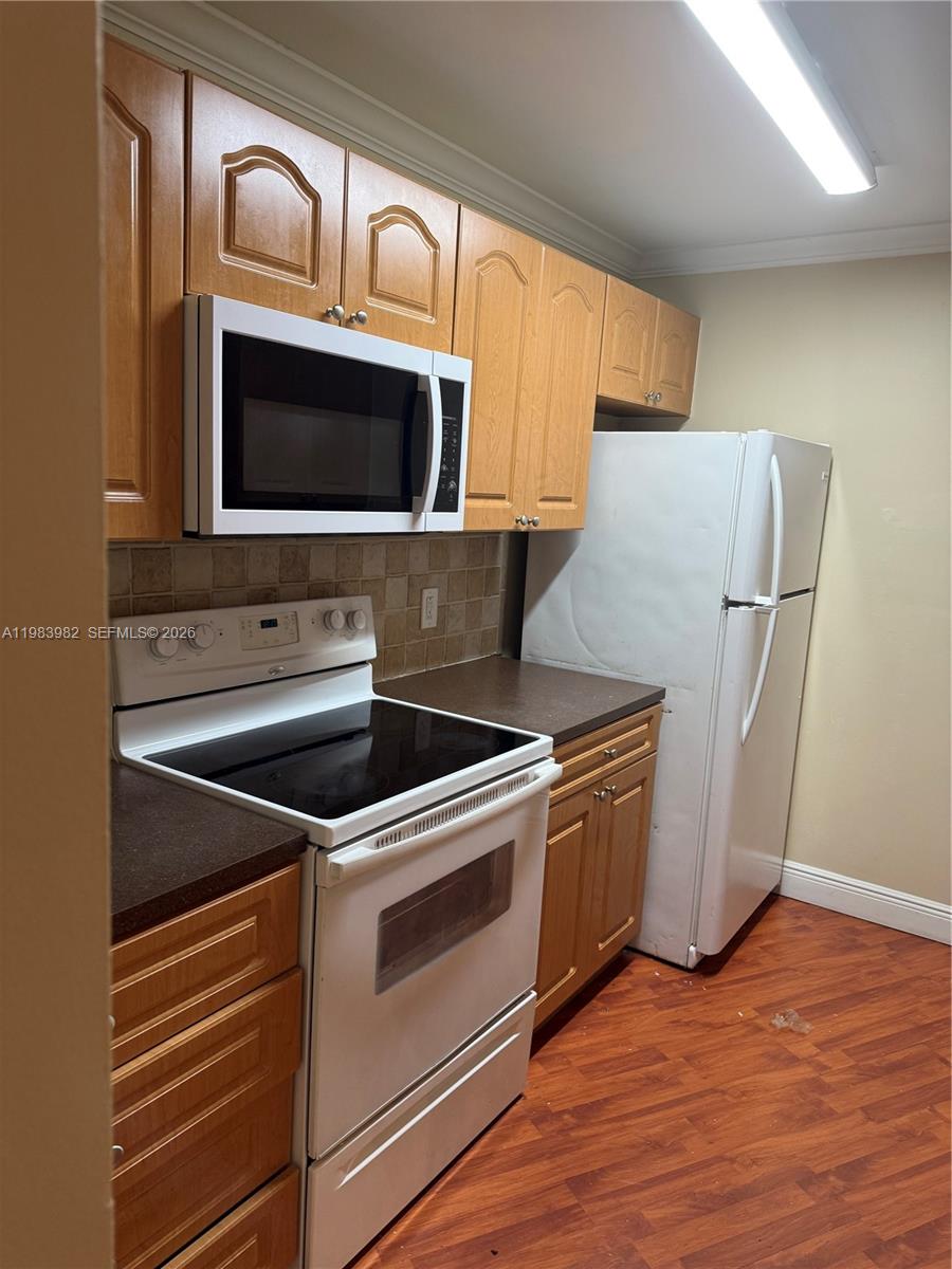 7165 NW 186th St #A204 Hialeah, FL 33015