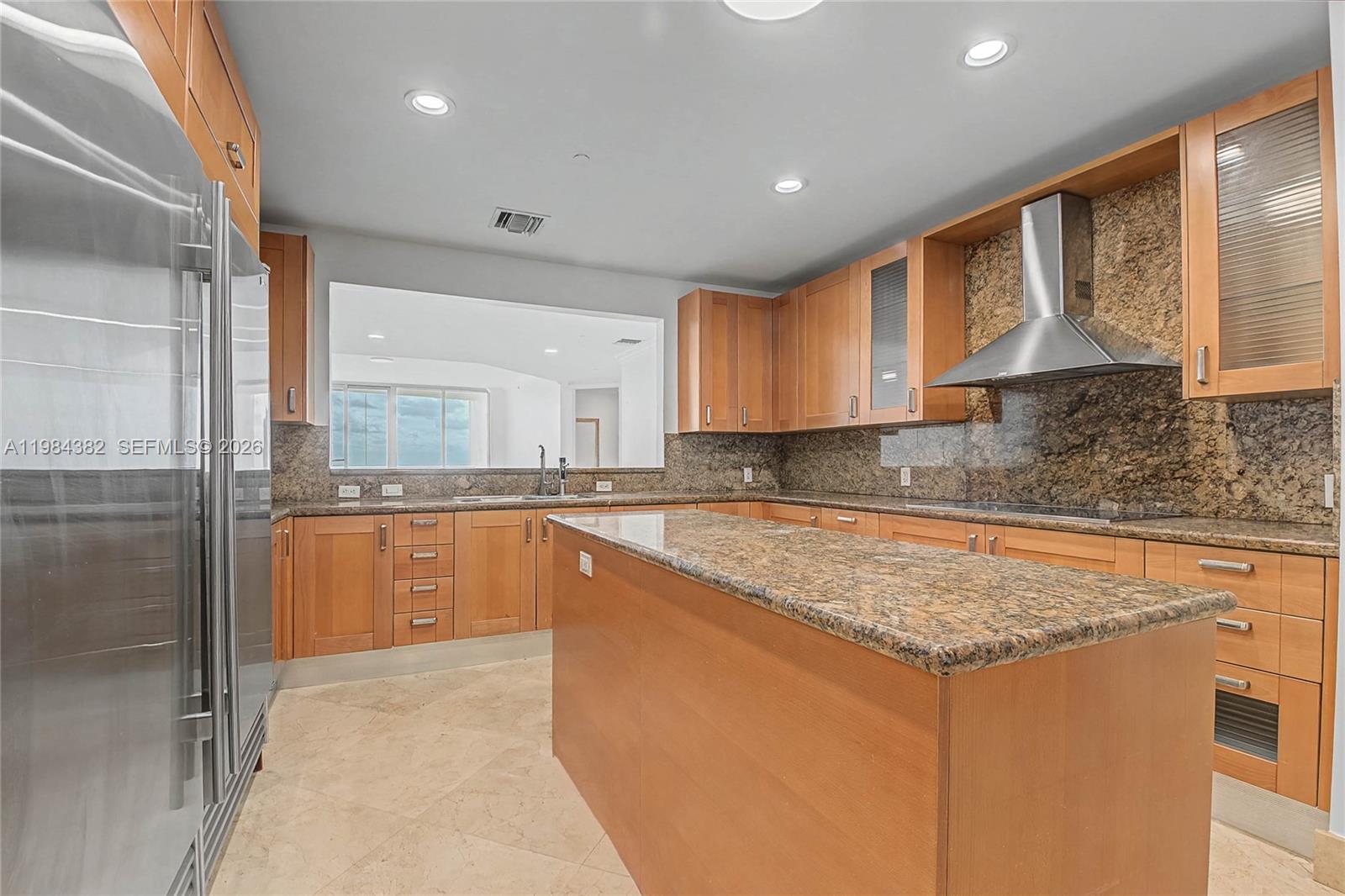 5959 Collins Ave #1503 Miami Beach, FL 33140