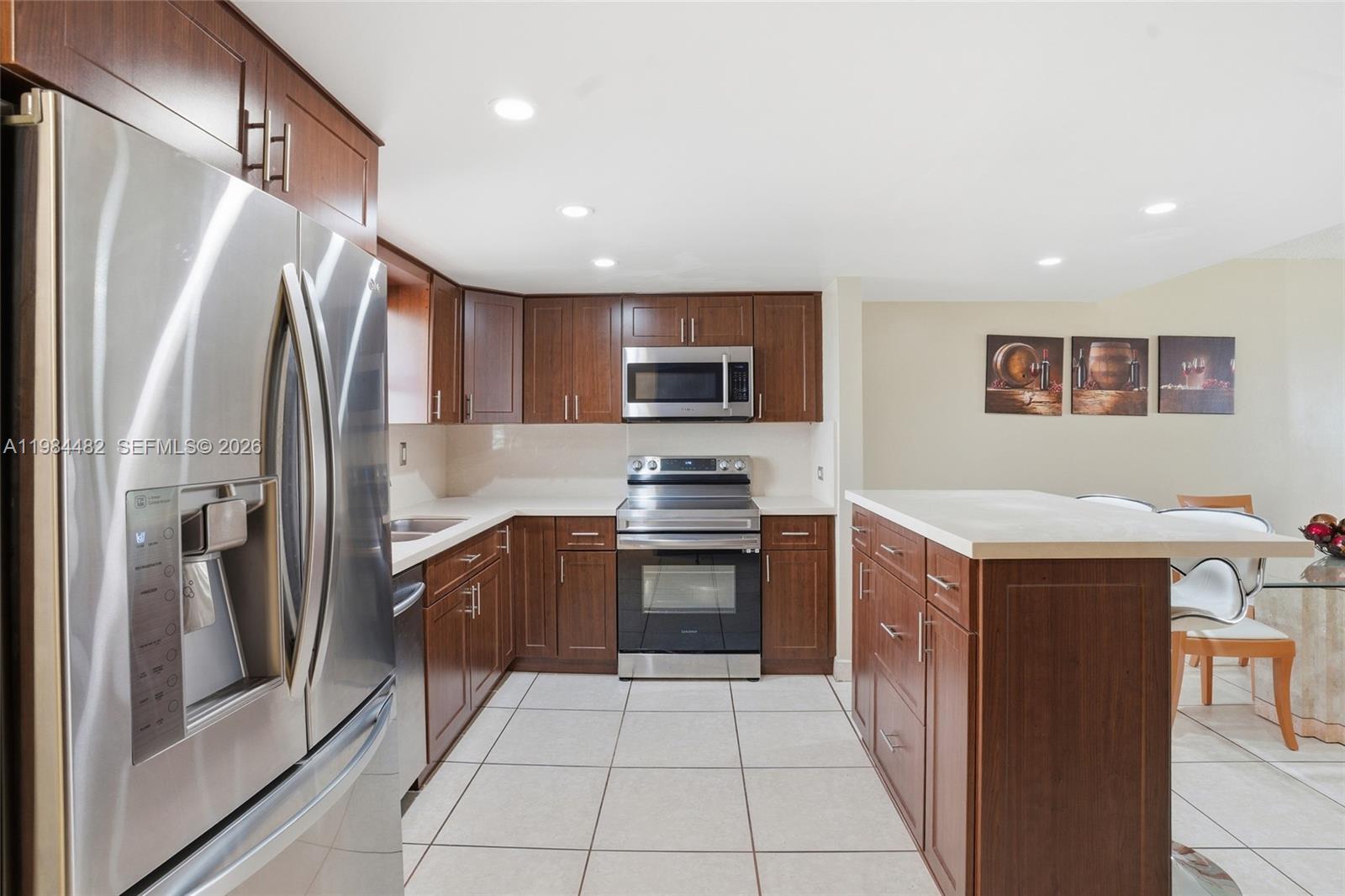 210 NW 87th Ave #L206