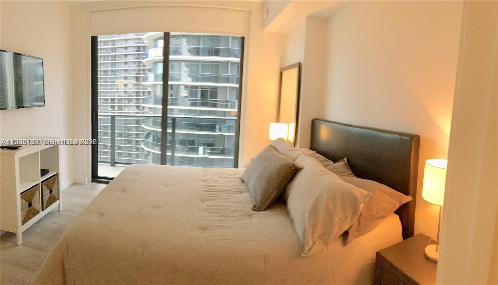 image Brickell Heights West10