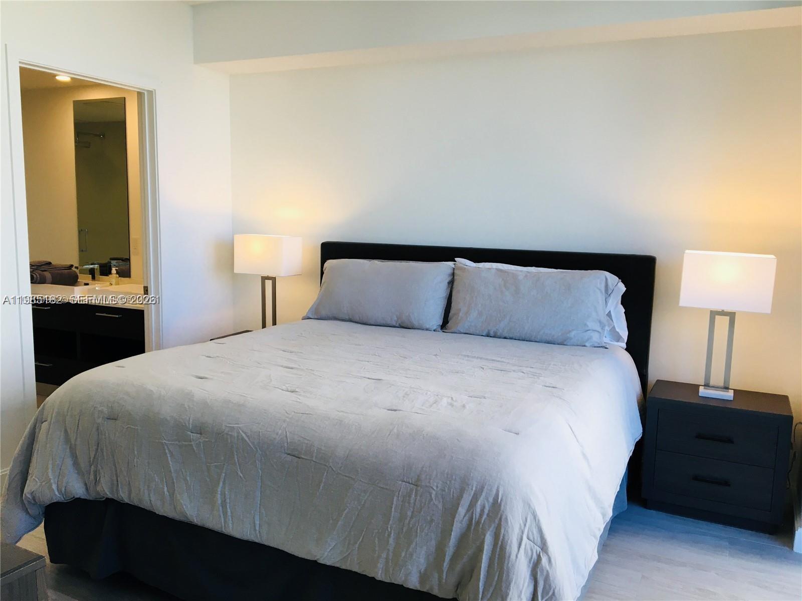 image Brickell Heights West12