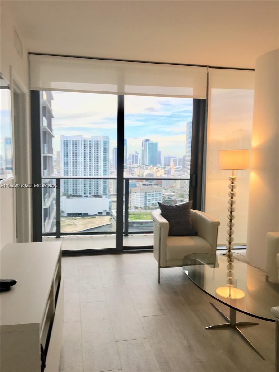 image Brickell Heights West1
