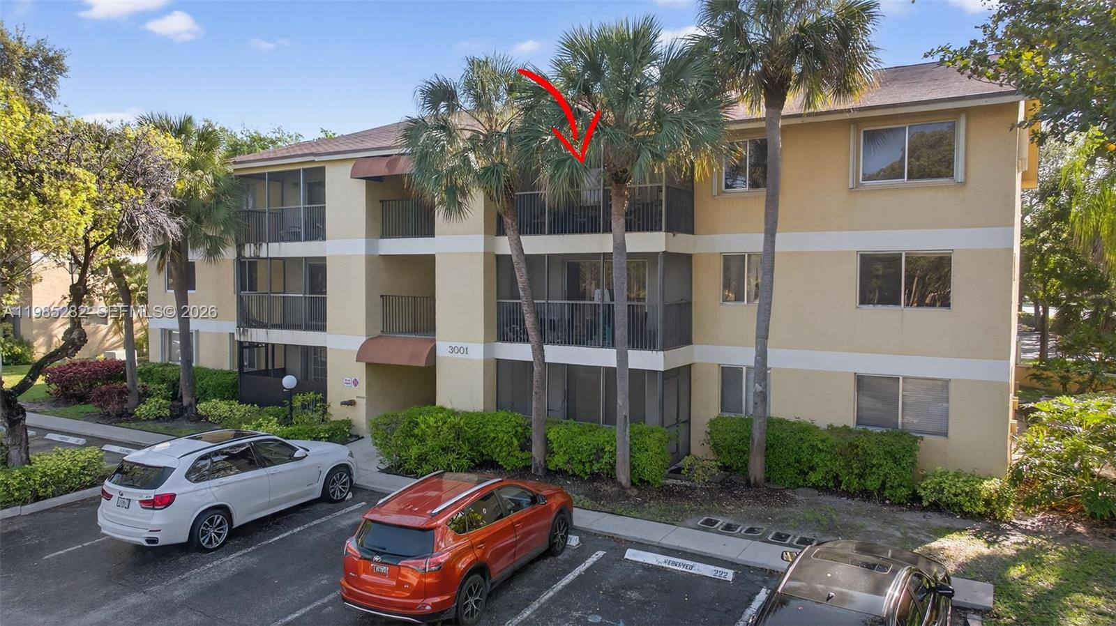 3001 N Oakland Frst Dr #302