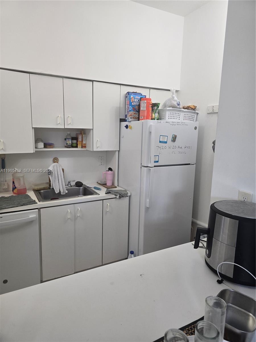 7420 W 20th Ave #451 Hialeah, FL 33016