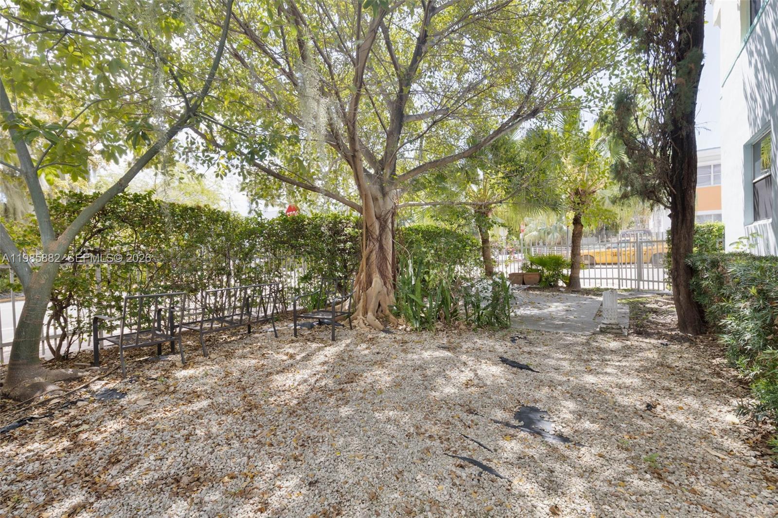 1001 7th St #202 Miami Beach, FL 33139