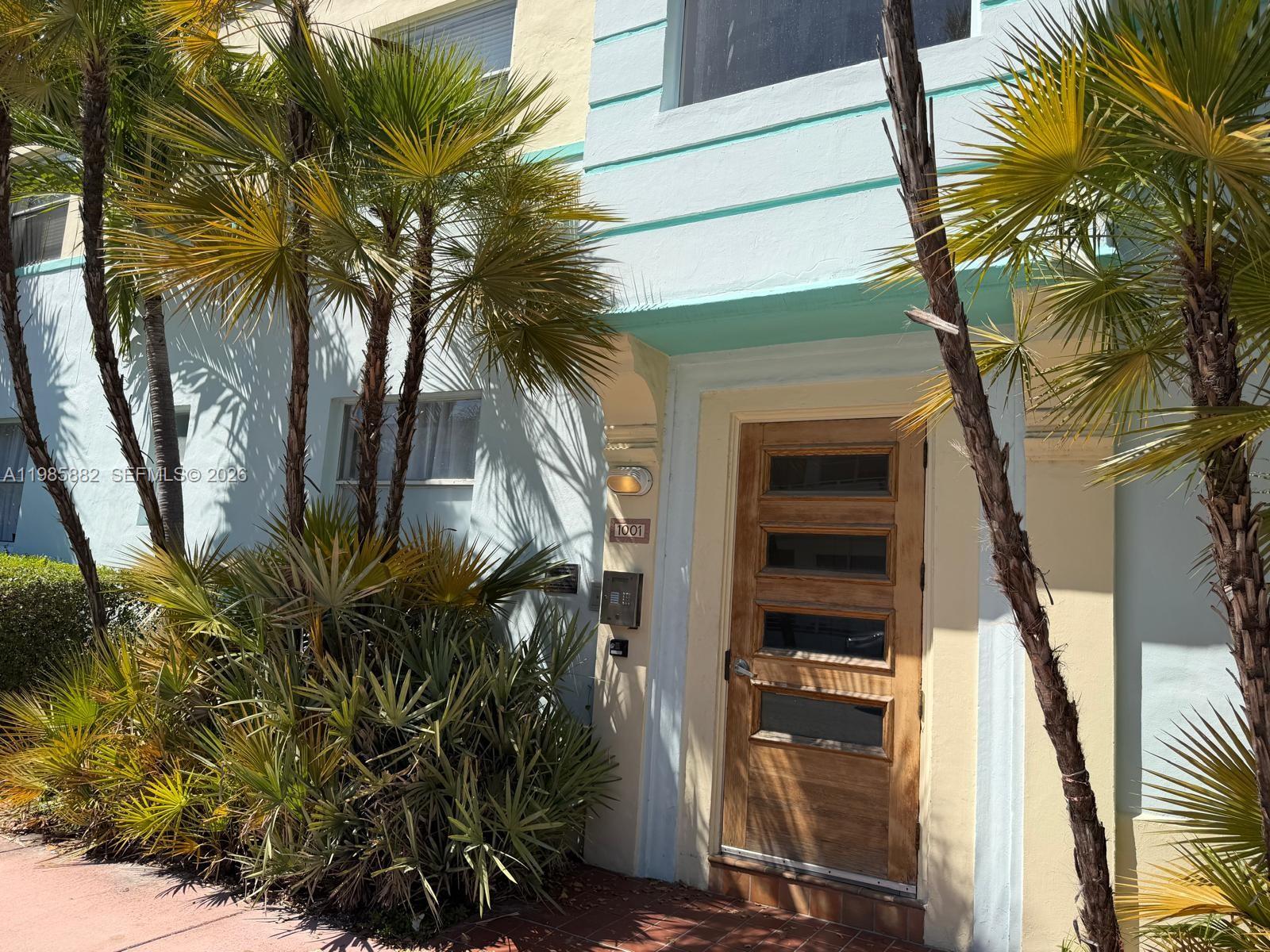 1001 7th St #202 Miami Beach, FL 33139