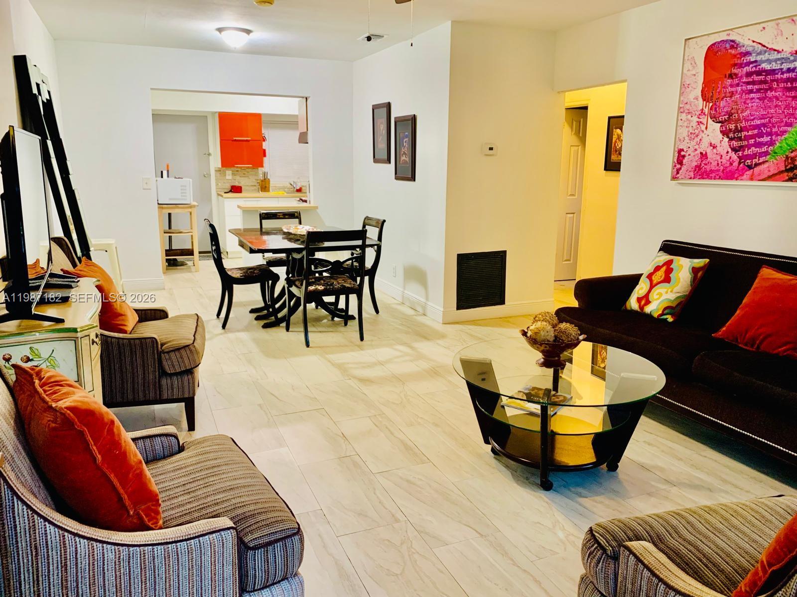 2 NE 45th St Miami, FL 33137