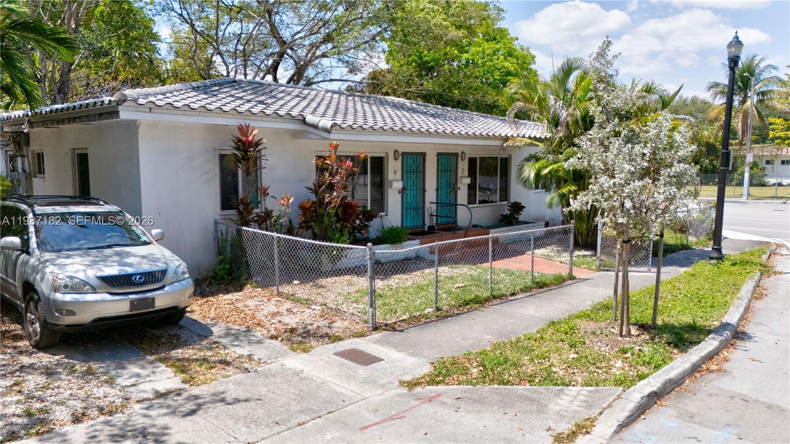 2 NE 45th St Miami, FL 33137