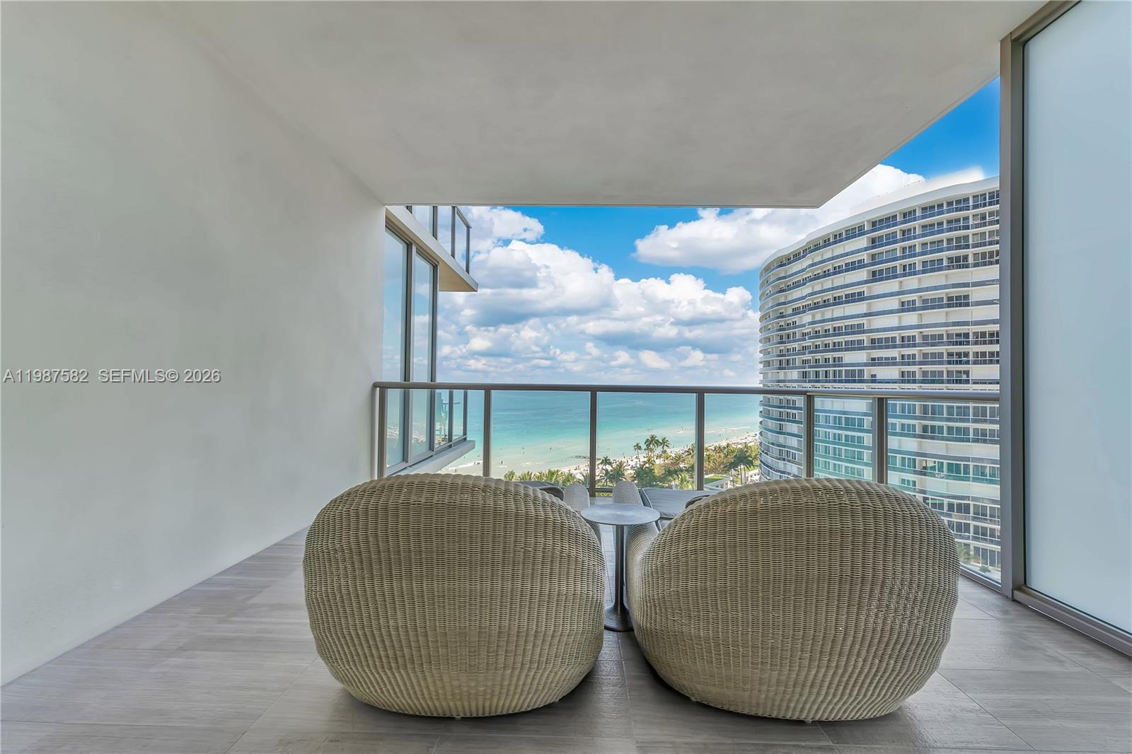 image St Regis Bal Harbour Center0