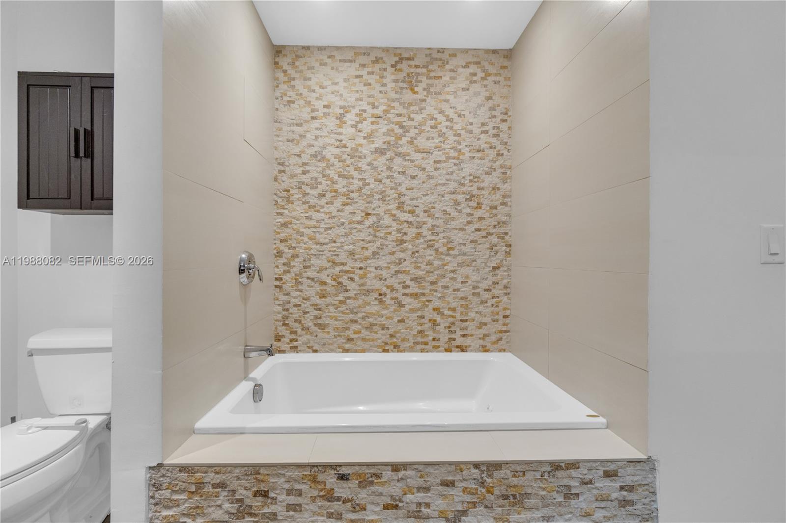 3340 NE 190th St #1305 Aventura, FL 33180