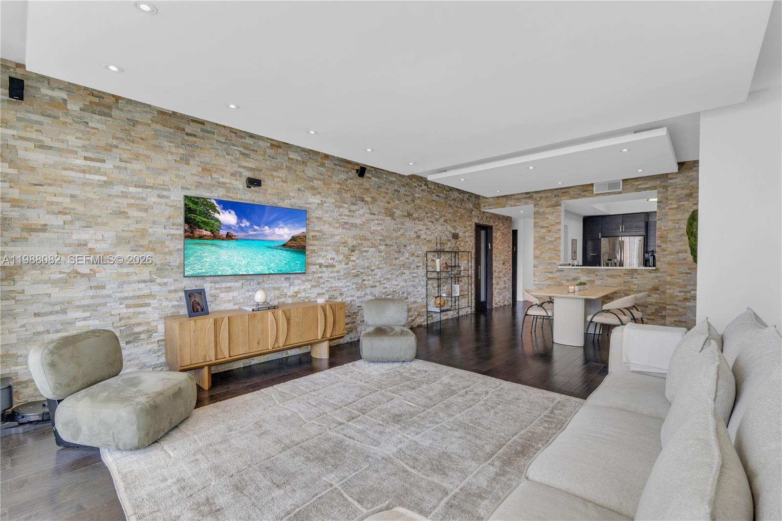 3340 NE 190th St #1305 Aventura, FL 33180