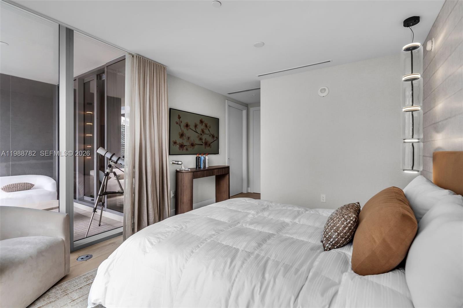 image Aston Martin Residences21