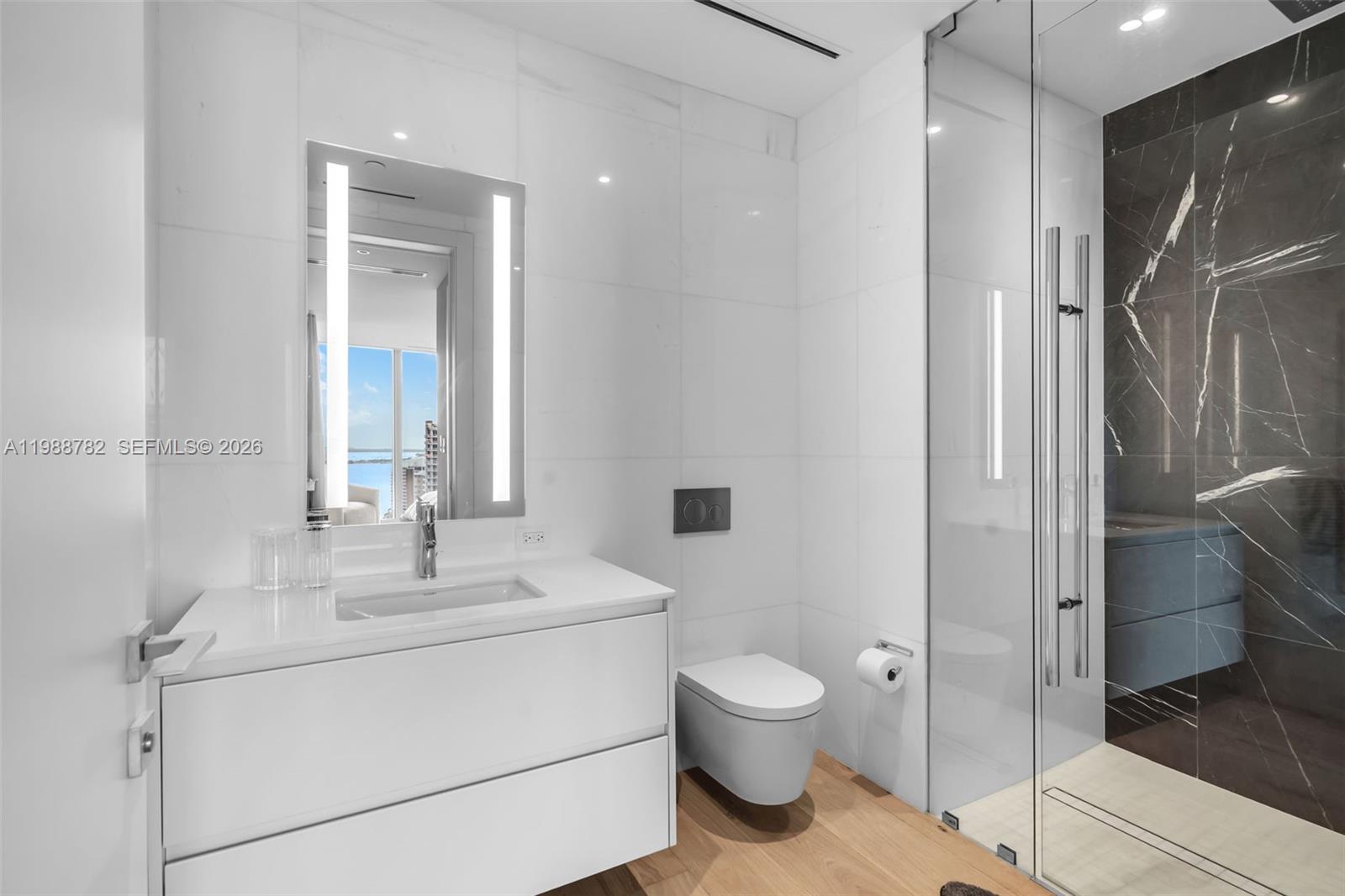 image Aston Martin Residences22