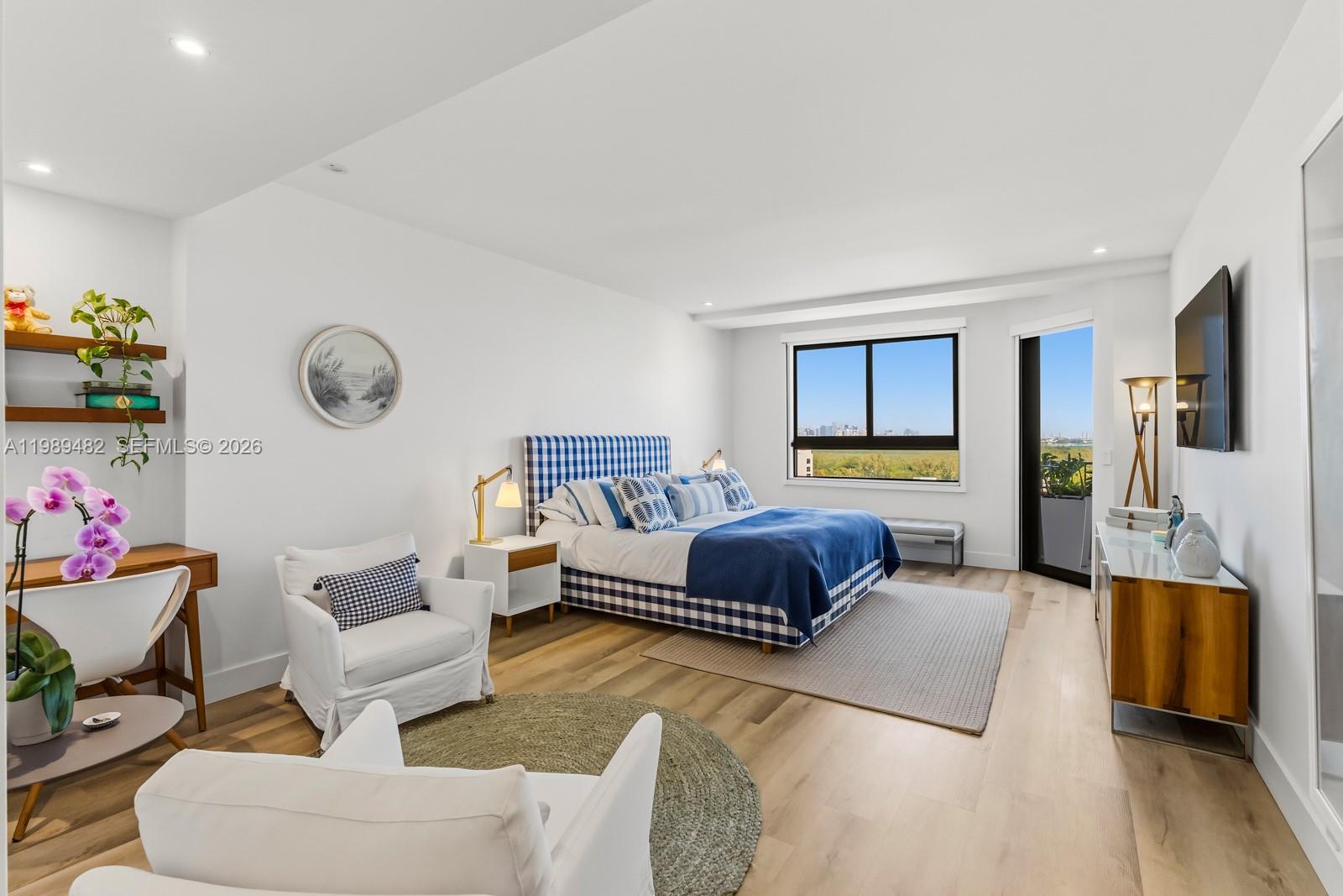 151 Crandon Blvd #1222 Key Biscayne, FL 33149