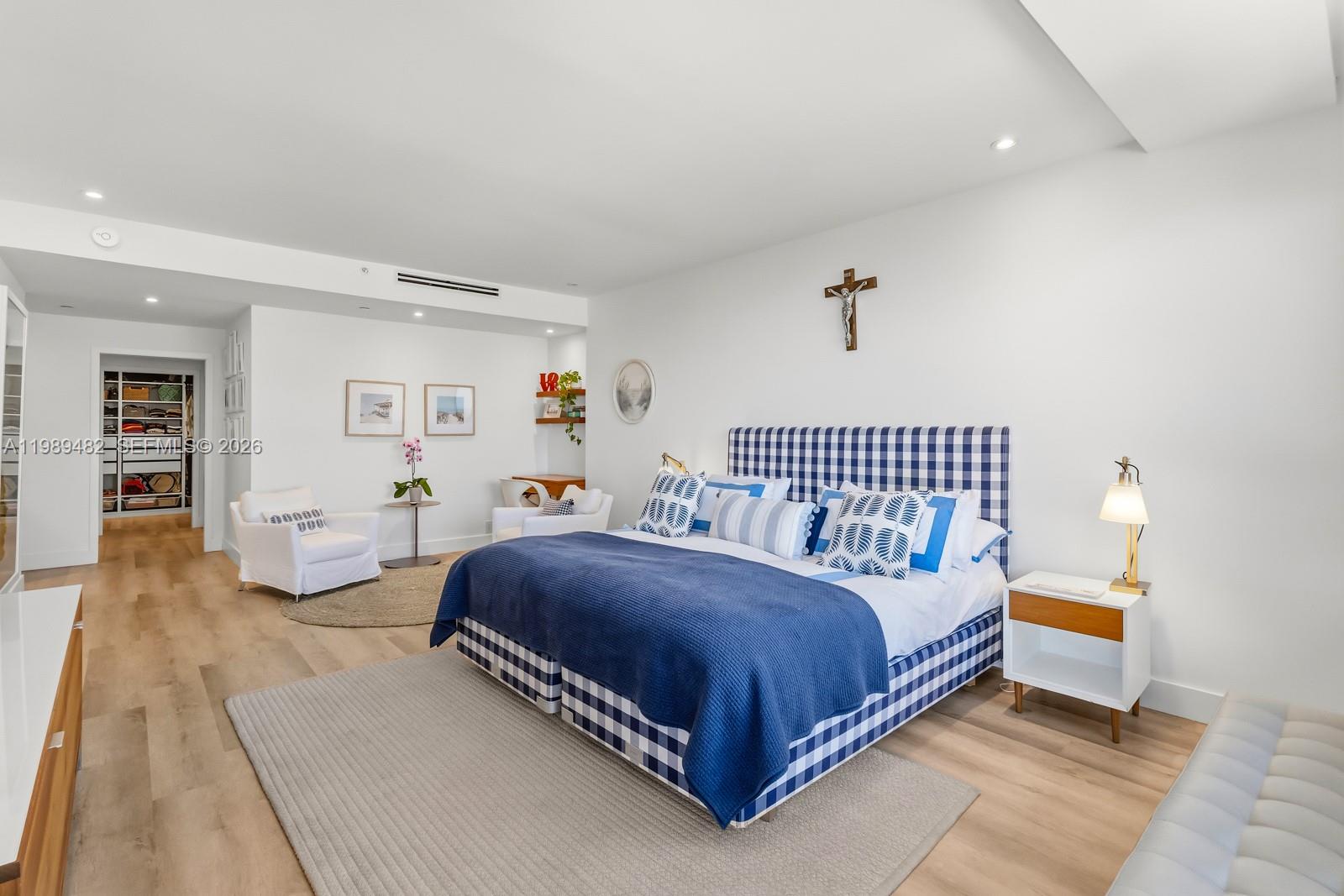 151 Crandon Blvd #1222 Key Biscayne, FL 33149