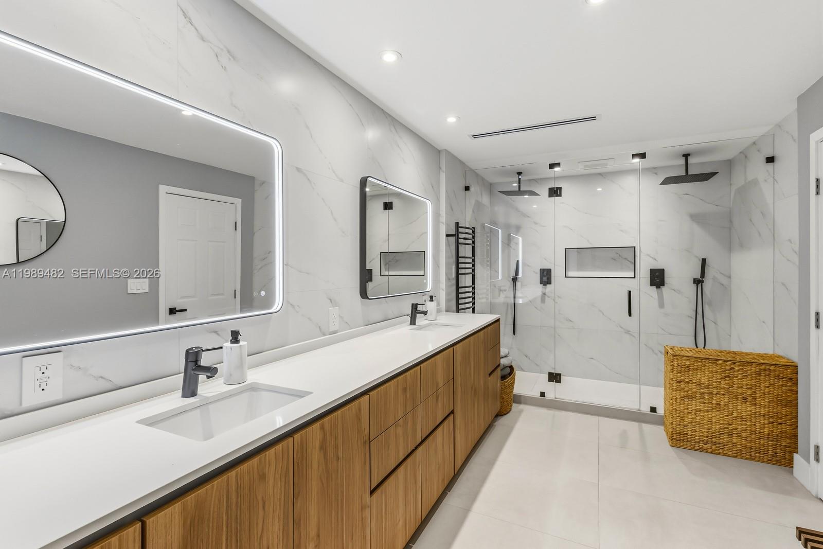 151 Crandon Blvd #1222 Key Biscayne, FL 33149