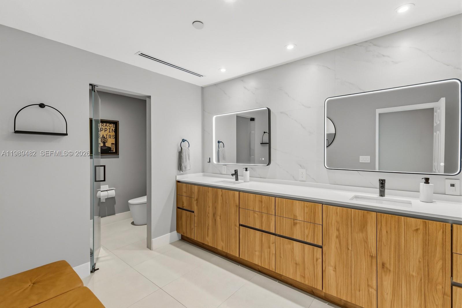 151 Crandon Blvd #1222 Key Biscayne, FL 33149