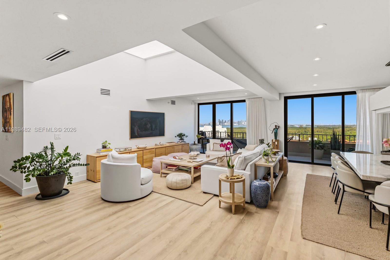 151 Crandon Blvd #1222 Key Biscayne, FL 33149