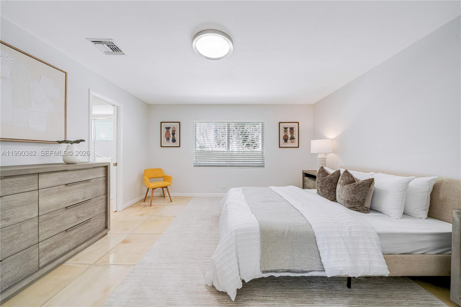 640 S Mashta Dr Key Biscayne, FL 33149