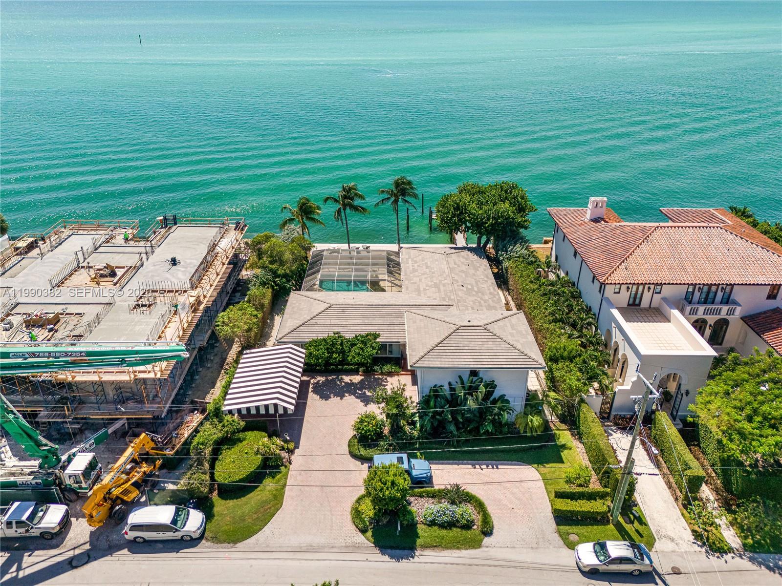 640 S Mashta Dr Key Biscayne, FL 33149