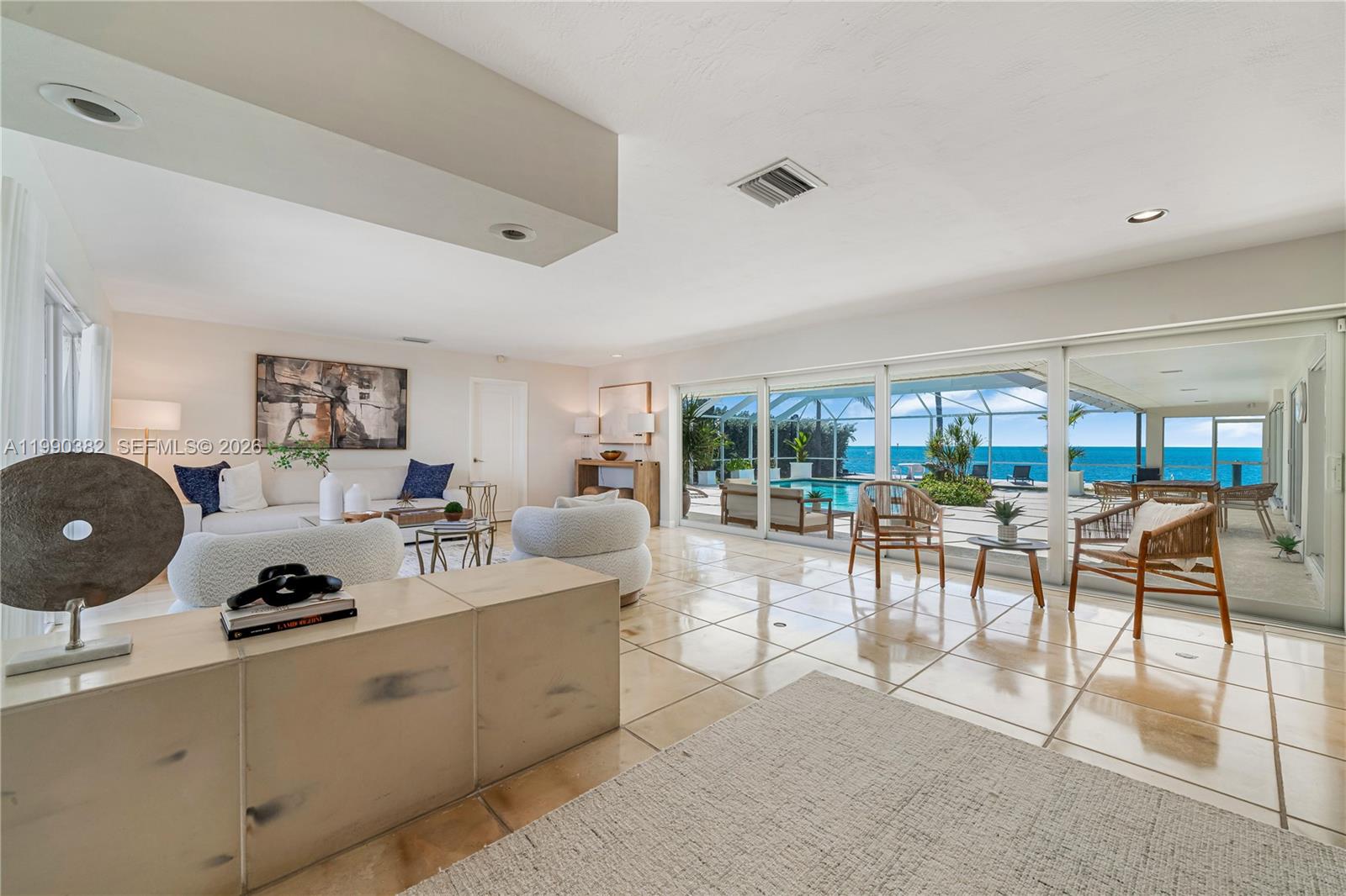 640 S Mashta Dr Key Biscayne, FL 33149