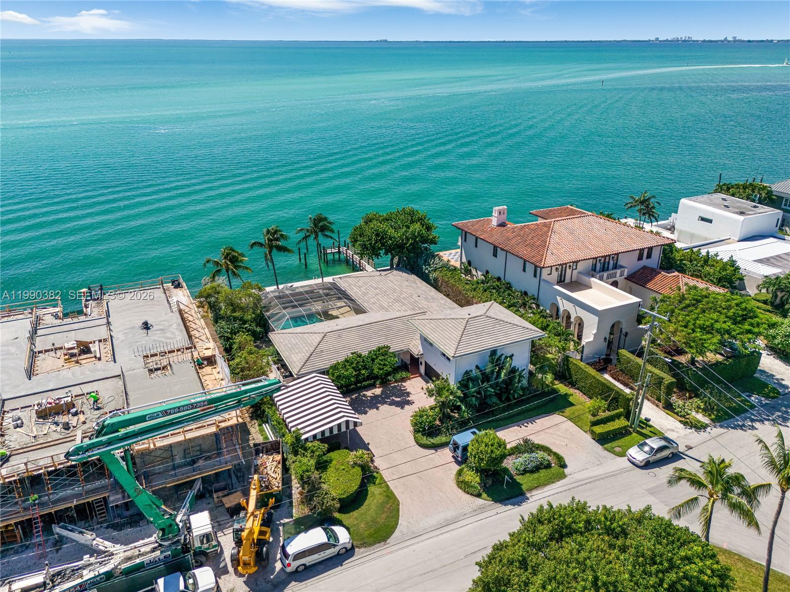 640 S Mashta Dr Key Biscayne, FL 33149