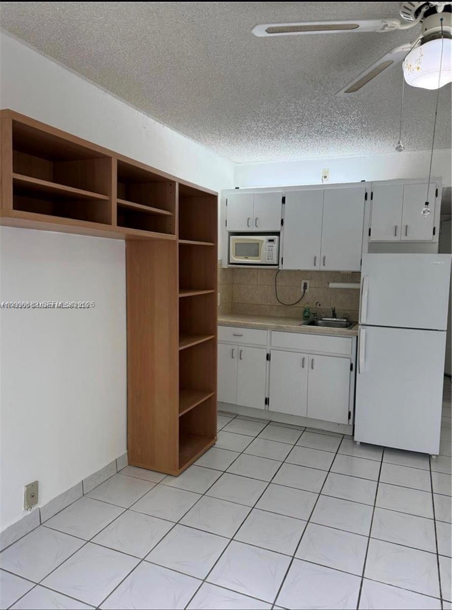 6484 Indian Crk Dr #107 Miami Beach, FL 33141
