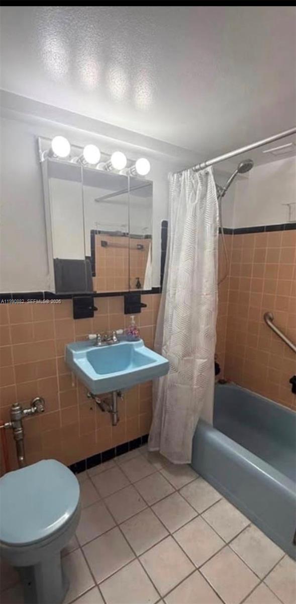 6484 Indian Crk Dr #107 Miami Beach, FL 33141