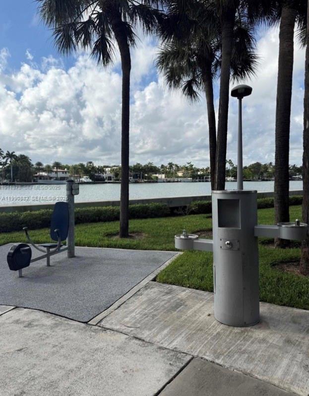 6484 Indian Crk Dr #107 Miami Beach, FL 33141