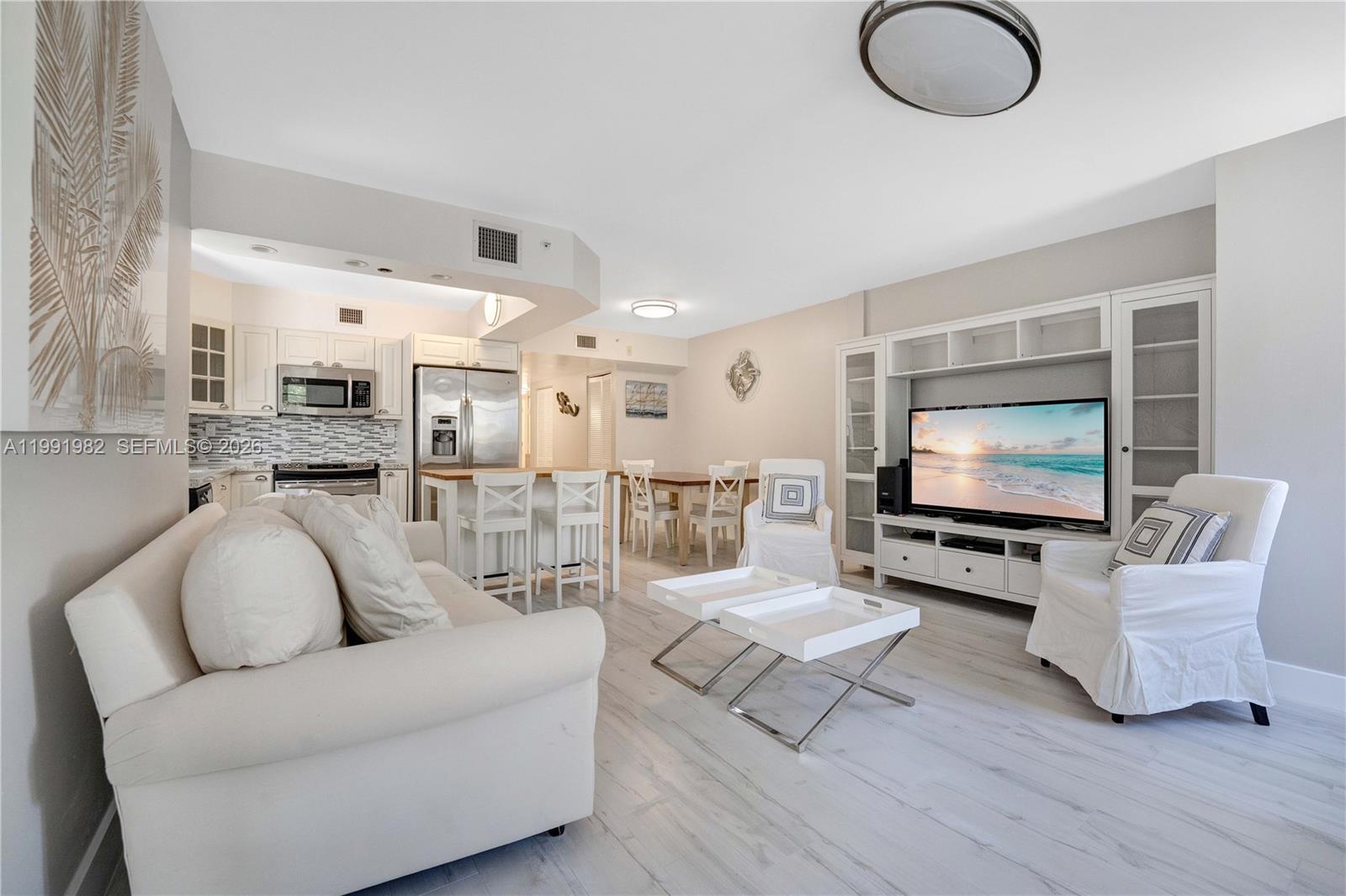 1532 Drexel Ave #202 Miami Beach, FL 33139