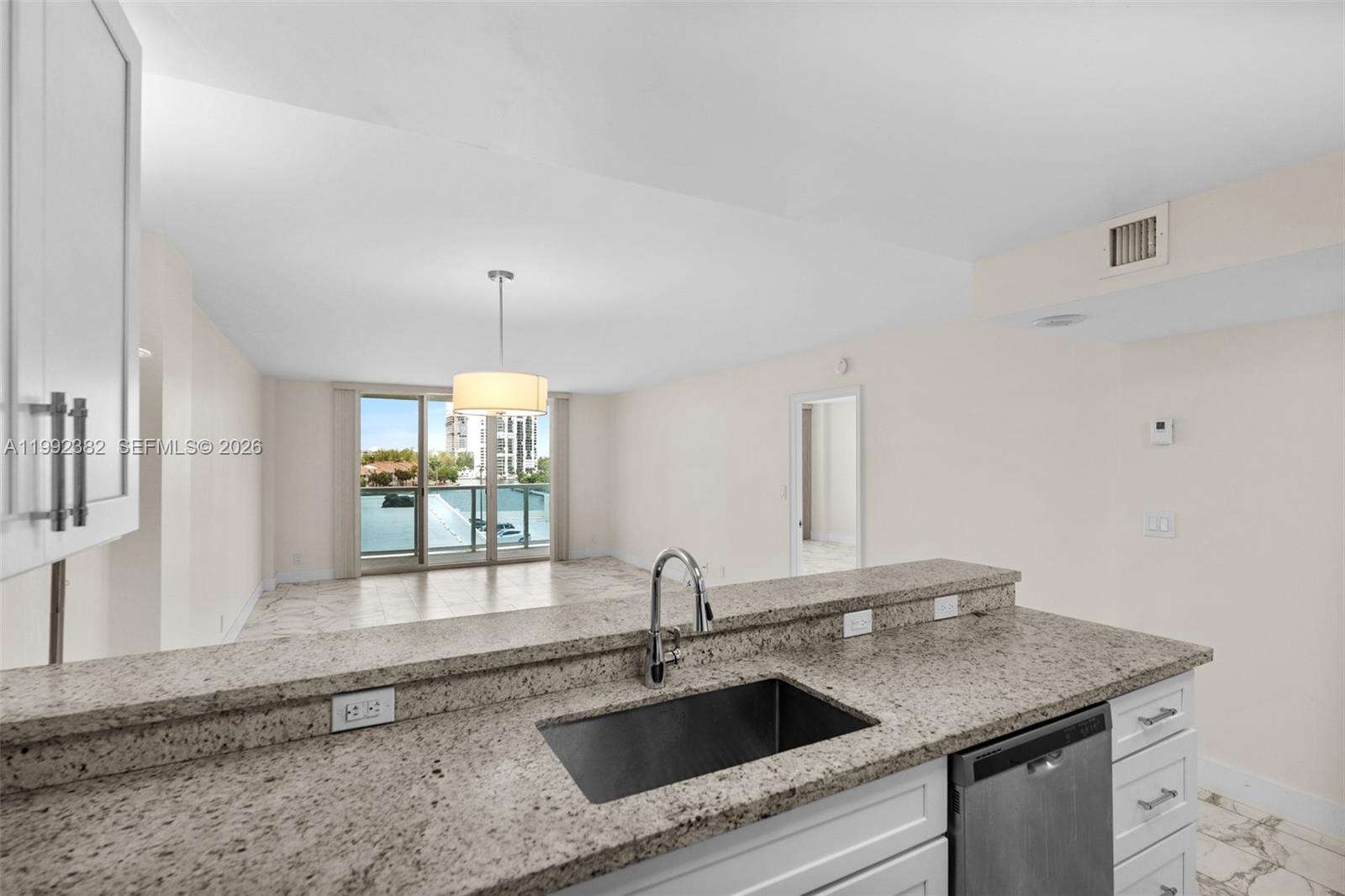 3800 S Ocean Dr #522 Hollywood, FL 33019