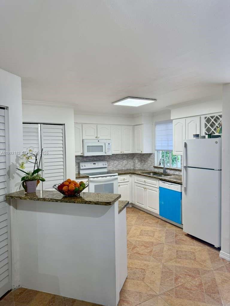 Undisclosed Address Hialeah, FL 33015