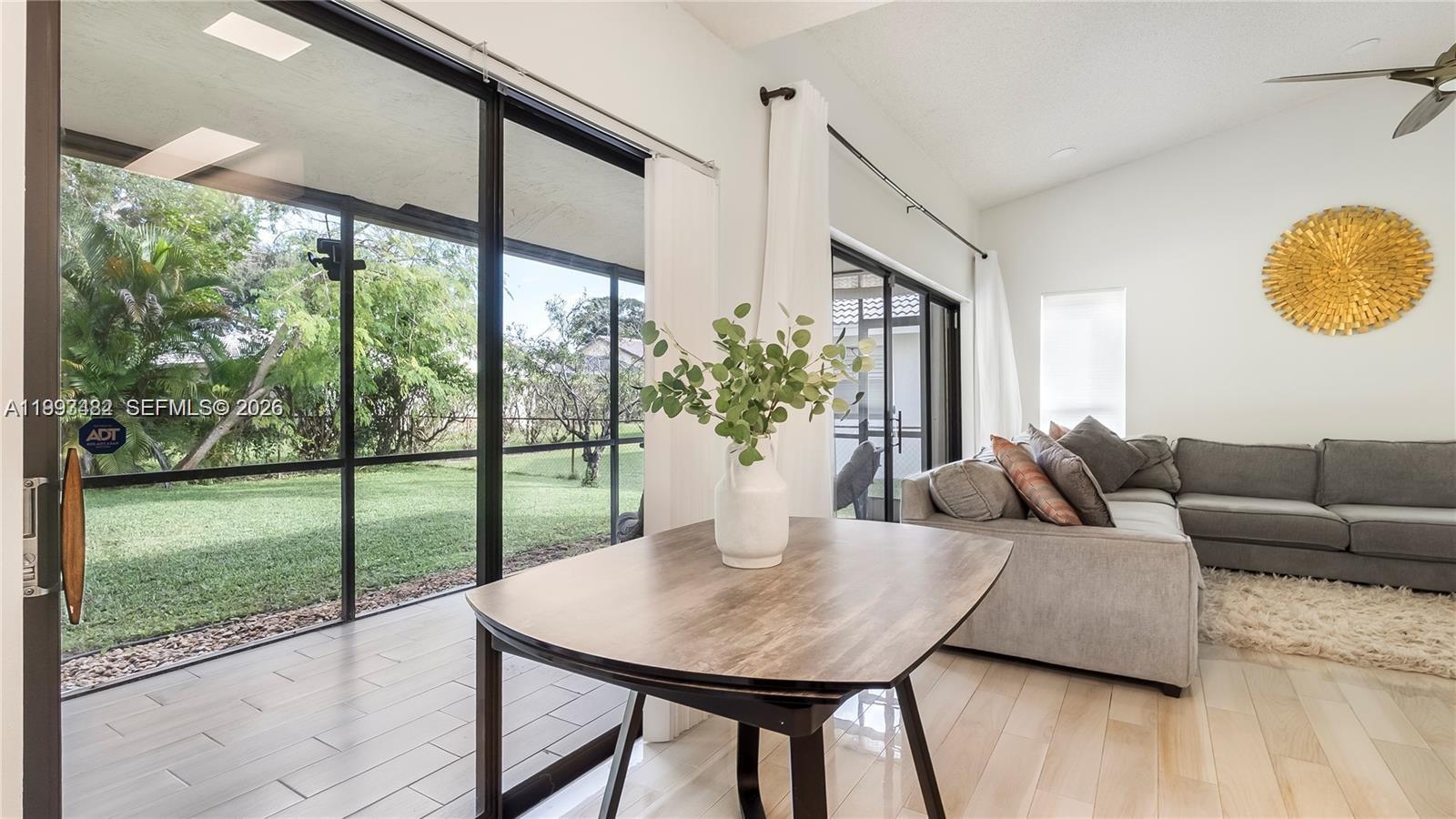 7101 NW 40th St Coral Springs, FL 33065