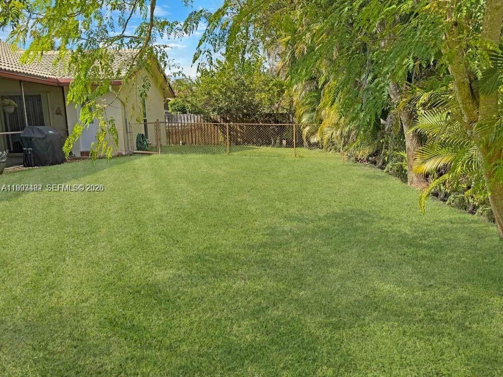 7101 NW 40th St Coral Springs, FL 33065