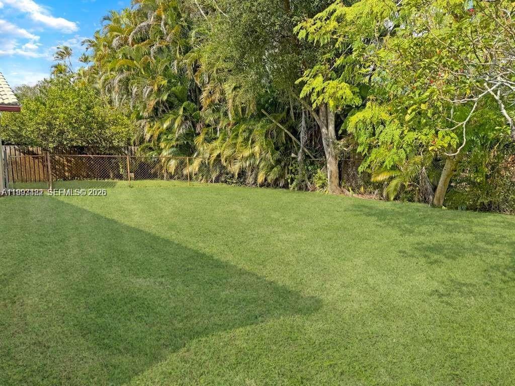 7101 NW 40th St Coral Springs, FL 33065