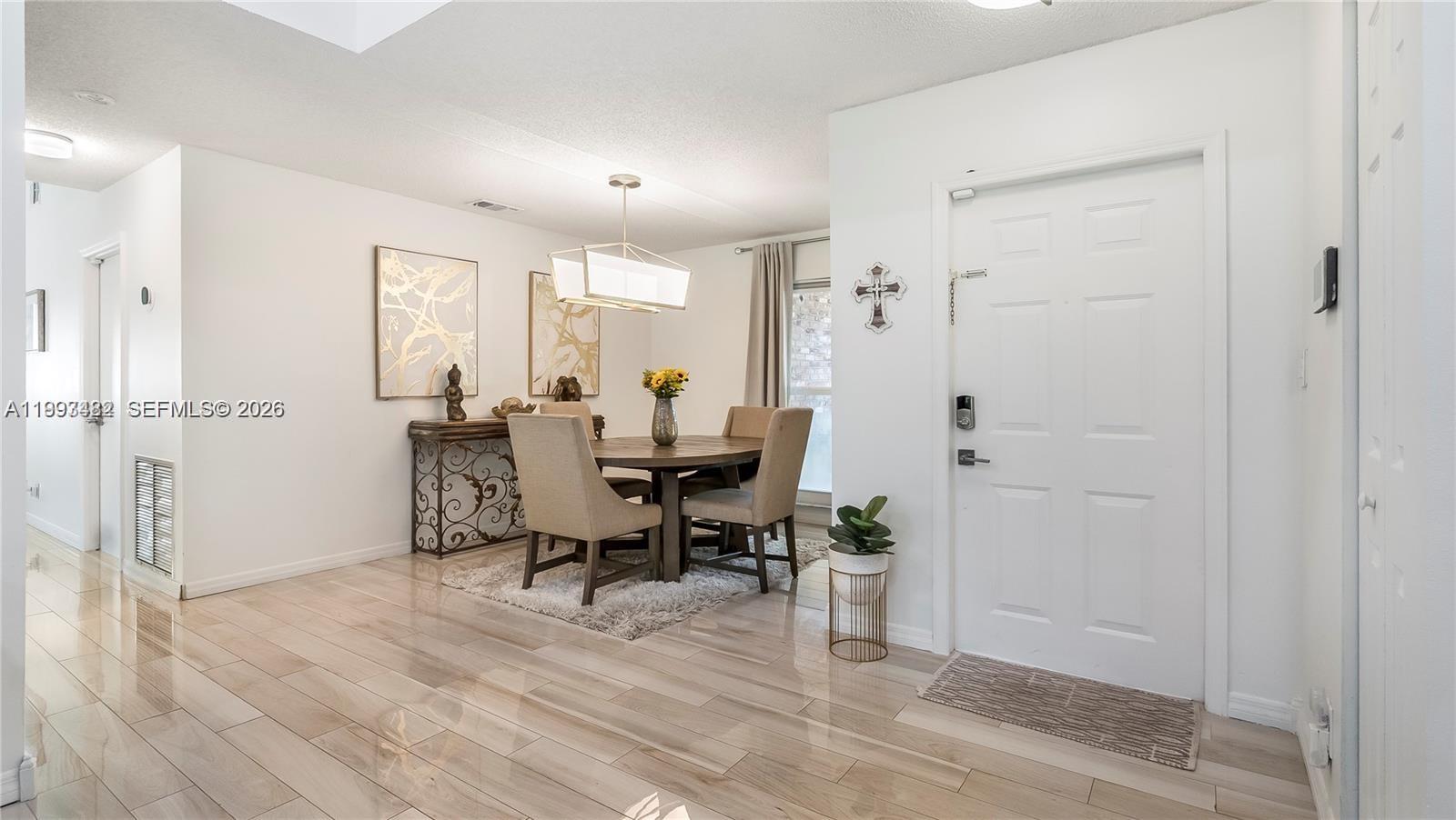 7101 NW 40th St Coral Springs, FL 33065